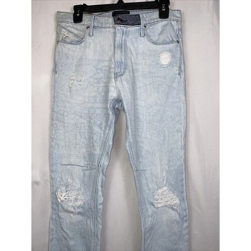 RTA Mens Bryant Distressed Light Wash Jean Size 30